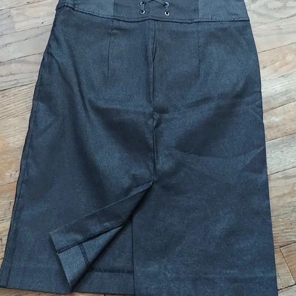 Skirts - Picture 9 of 16